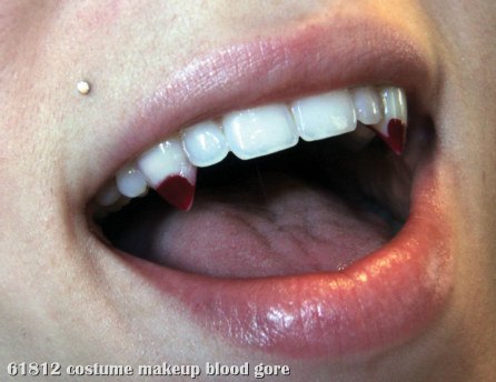 Small Blood Tip Fangs